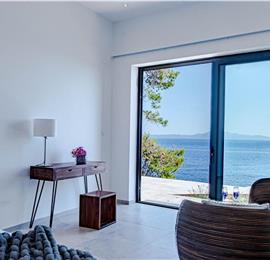 6 bedroom villa with infinity pool and sea views, Korcula Island, sleeps 12